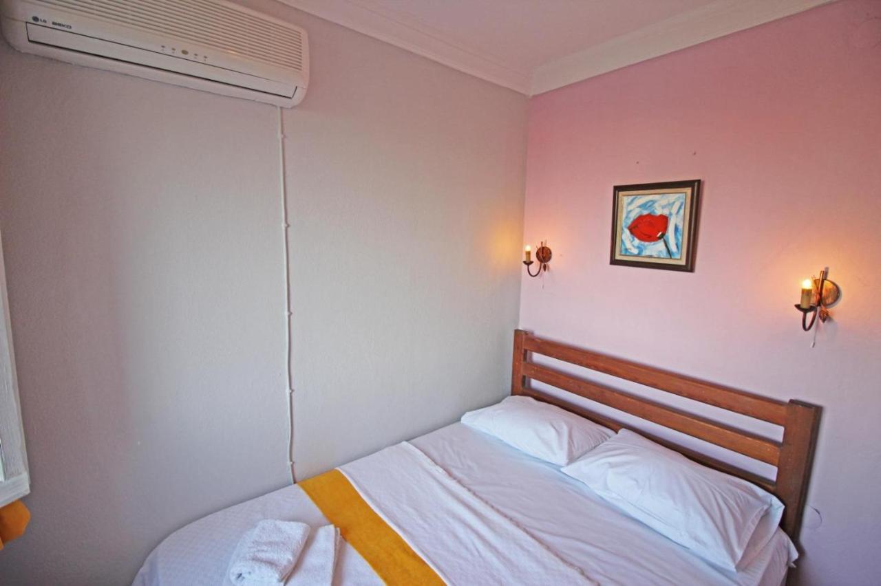 Eflatun Konuk Evi Hotel Canakkale Exterior photo