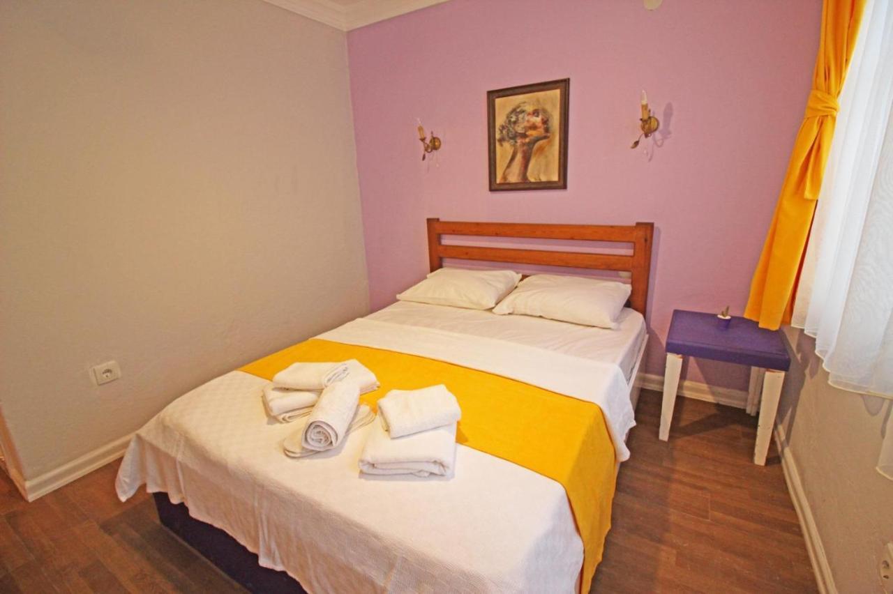 Eflatun Konuk Evi Hotel Canakkale Exterior photo