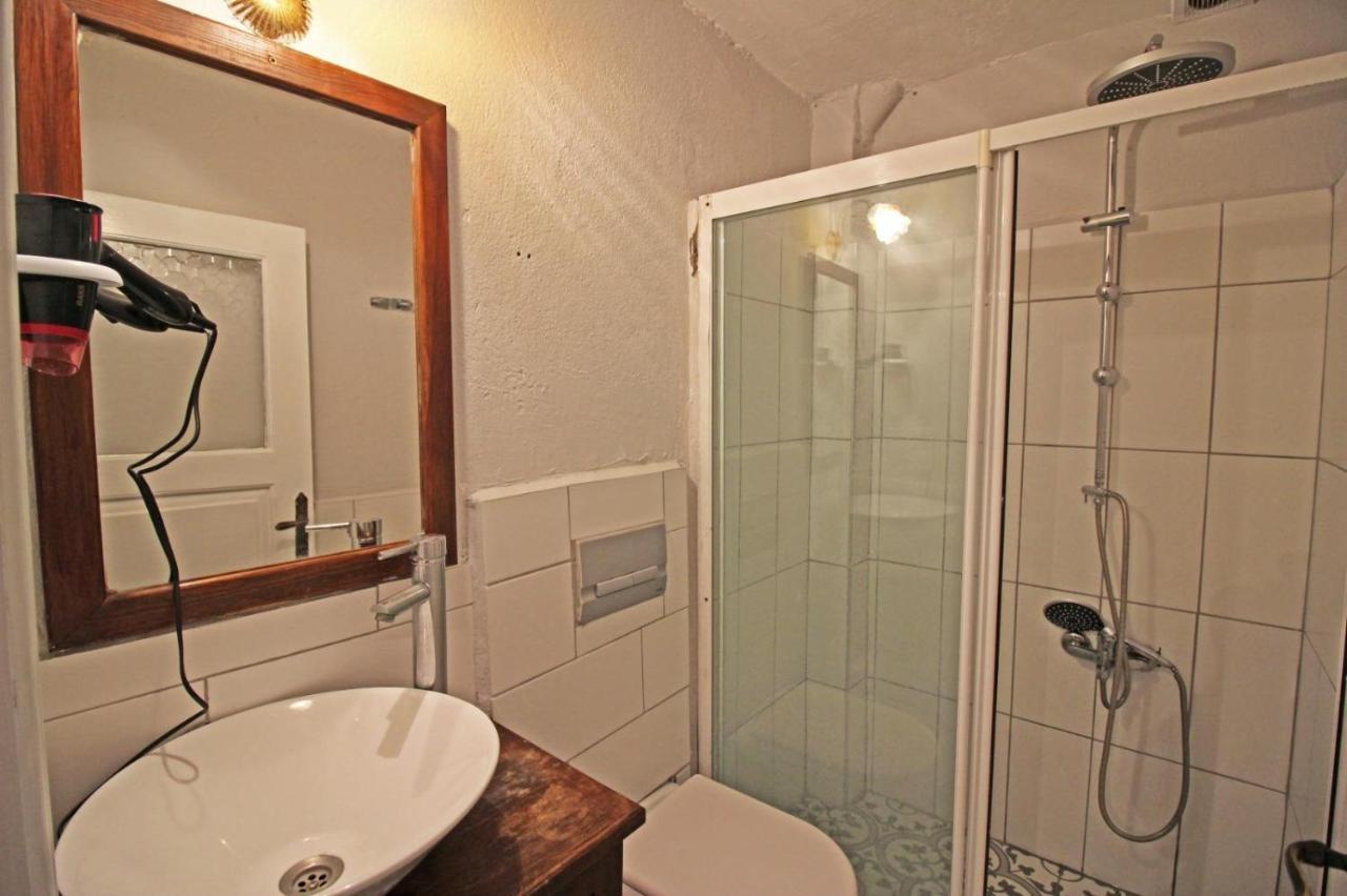 Eflatun Konuk Evi Hotel Canakkale Exterior photo